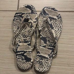 TKEES flip flops snake